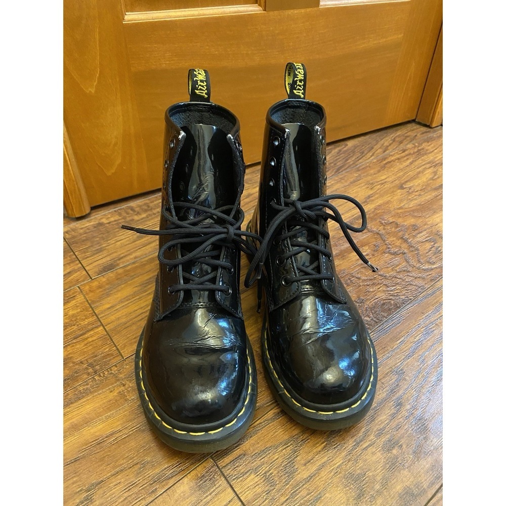 Dr Doc Martens AirWair Bouncing Soles Black Glossy Boots Size 8M High Top Combat